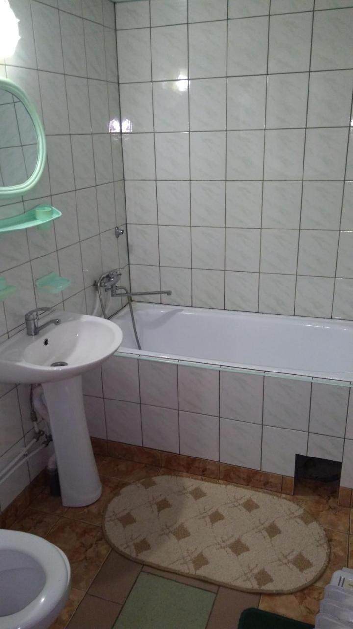 Базилік Люкс Apartment Iaremcea Exterior foto